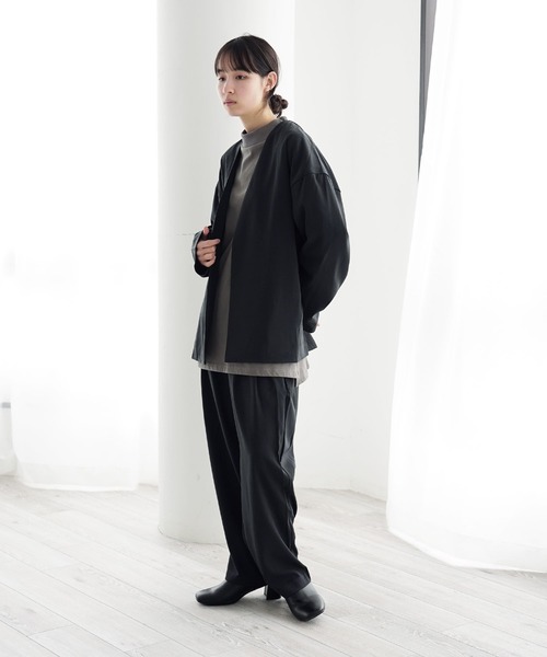 Air Tokyo(エアートウキョー)の「【セットアップ】ノーカラー ジャケット & タック ルーズパンツ(セットアップ・メンズ・チャコールグレー/ブルーグレー・MEDIUM/LARGE)」の4枚目の写真