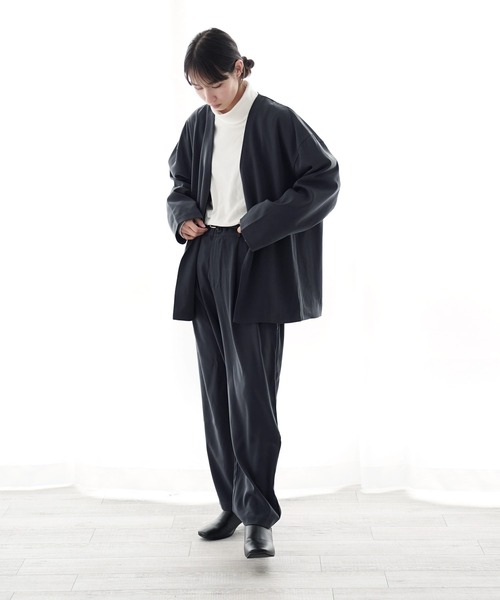 Air Tokyo(エアートウキョー)の「【セットアップ】ノーカラー ジャケット & タック ルーズパンツ(セットアップ・メンズ・チャコールグレー/ブルーグレー・MEDIUM/LARGE)」の17枚目の写真