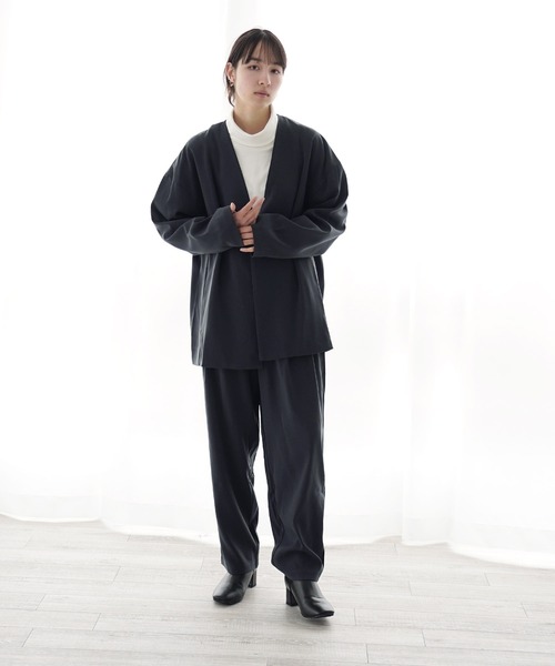 Air Tokyo(エアートウキョー)の「【セットアップ】ノーカラー ジャケット & タック ルーズパンツ(セットアップ・メンズ・チャコールグレー/ブルーグレー・MEDIUM/LARGE)」の18枚目の写真