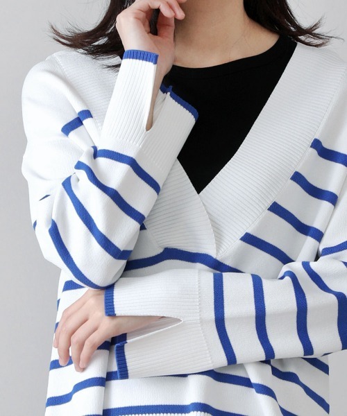 Bou Jeloud（ブージュルード）の「Vネックボーダーニット（ニット/セーター・レディース・ブラック/ブラウン/ブルー・FREE）」の15枚目の写真