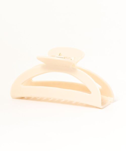 ACCOMMODE(アコモデ)の「バンスクリップハーフサークルアクリル(バレッタ/ヘアクリップ・レディース・ベージュ/アイボリー/ブラウン・FREE)」の2枚目の写真