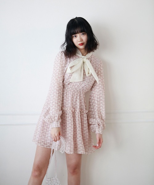 セール Lissi Boutique 刺繍ビックリボンオーガンジースカラップワンピース ワンピース Lissi Boutique リージーブティック のファッション通販 Zozotown