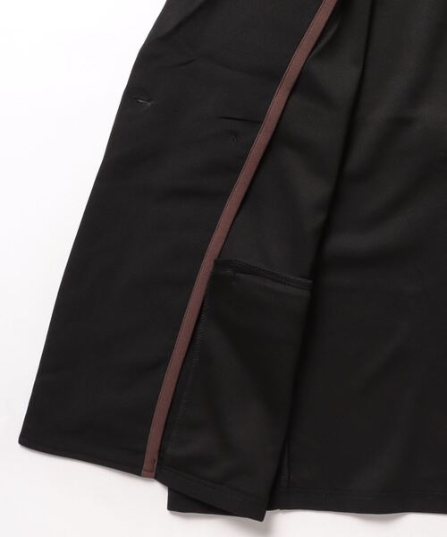 Bling Leads（ブリングリーズ）の「★Bling leads★ 梨地　ダブルテーラードジャケット（テーラードジャケット・レディース・グレイッシュブルー/ブラック/グレイッシュベージュ/ブラウン・MEDIUM/LARGE）」の6枚目の写真