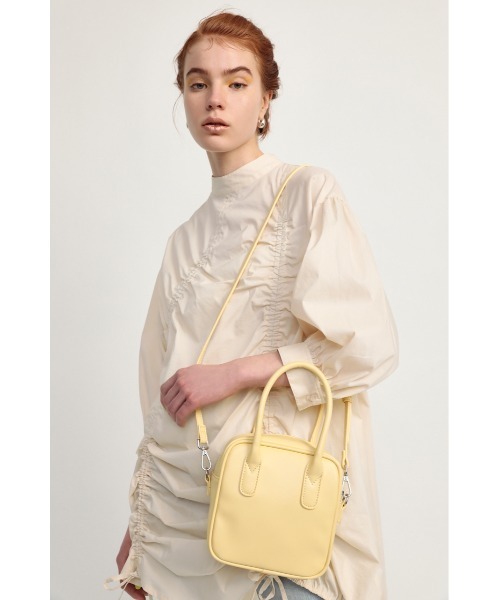 SLY（スライ）の「LIMITED ITEM ROUND SQUARE BAG ラウンド スクエア バッグ（ボストンバッグ・レディース・ブラック/ベージュ/ライトイエロー・FREE）」の3枚目の写真