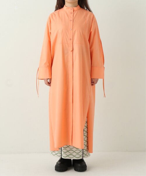 RAY CASSIN（レイカズン）の「スリットシャツワンピース（シャツワンピース・レディース・オレンジ/オフホワイト・FREE）」の16枚目の写真