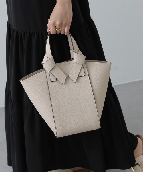 COLONY 2139(コロニートゥーワンスリーナイン)の「編み込みショルダートートバッグ(トートバッグ・レディース・アイボリー/グレイッシュベージュ・FREE)」の14枚目の写真
