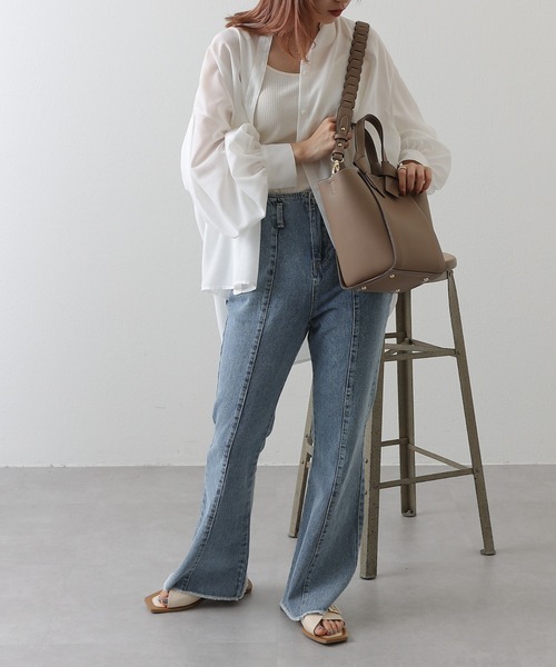 COLONY 2139(コロニートゥーワンスリーナイン)の「編み込みショルダートートバッグ(トートバッグ・レディース・アイボリー/グレイッシュベージュ・FREE)」の4枚目の写真