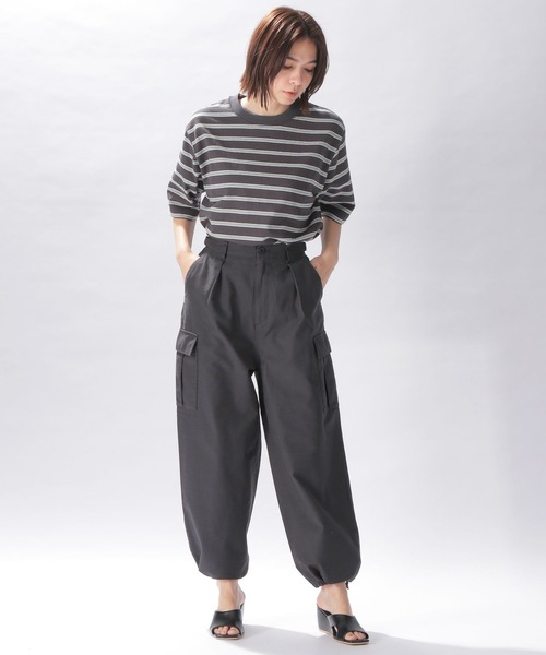 niko and...(ニコアンド)の「COLORマイスターTシャツ(Tシャツ/カットソー・レディース・オフホワイト/ブルー/オレンジ/ブラック/ライトグレー/チャコール/アイボリー/グリーン/スカイブルー/ピンク/セージグリーン/イエロー・MEDIUM/LARGE)」の13枚目の写真