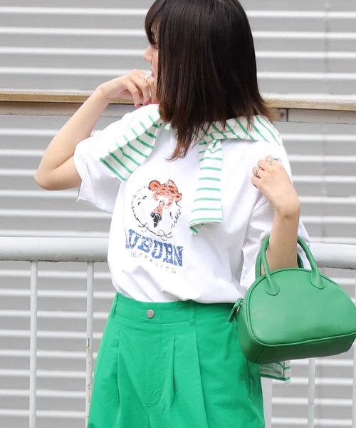 Right-on（ライトオン）の「オーバーンＵ半袖Ｔシャツ（Tシャツ/カットソー・レディース・ホワイト/グリーン・M/L）」の14枚目の写真