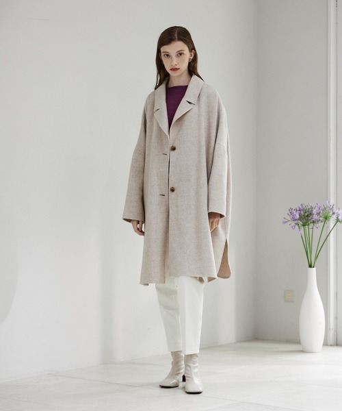 INED CLARO（イネドクラロ）の「ジロンウールライトリバーコート 通勤 着回しやすい（チェスターコート・レディース・ベージュ/グレー・フリー）」の3枚目の写真