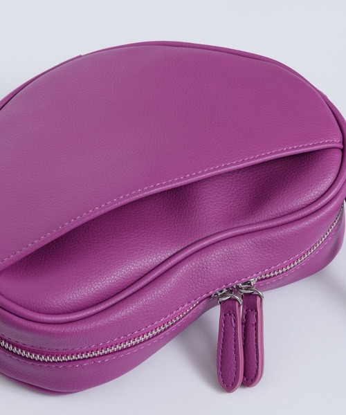 J1U by LA BELLE ETUDE（ジユウバイラベルエチュード）の「【Casselini】ハートビーンズバッグ（ショルダーバッグ・レディース・パープル・FREE）」の14枚目の写真