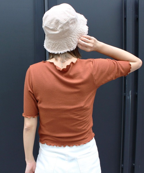 MLI'A(エムリア)の「フロントギャザー半袖トップス(Tシャツ/カットソー・レディース・ブラウン/サックスブルー/オレンジ/ホワイト×ブラック/ブラック×ホワイト・M)」の22枚目の写真