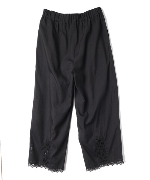 mudoca(ムドカ)の「【紙の上 めくるめく】タックギャザーパンツ(その他パンツ・レディース・ブラック/クリーム・FREE)」の15枚目の写真