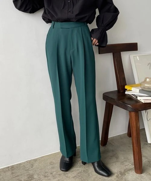 LOWRYS FARM(ローリーズファーム)の「スタイルUPフレアパンツ 356622(スラックス・レディース・ブラック/パープル/レッド/アイボリー/グリーン・SMALL/MEDIUM/LARGE)」の4枚目の写真