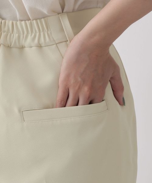 LOWRYS FARM(ローリーズファーム)の「スタイルUPフレアパンツ 356622(スラックス・レディース・ブラック/パープル/レッド/アイボリー/グリーン・SMALL/MEDIUM/LARGE)」の14枚目の写真