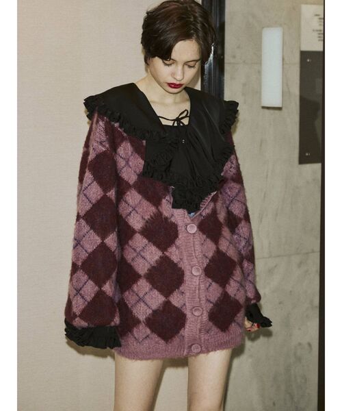 jouetie（ジュエティ）の「パターンVネックカーデ（カーディガン/ボレロ・レディース・アイボリー/ブラック/ピンク/パープル・MEDIUM）」の4枚目の写真