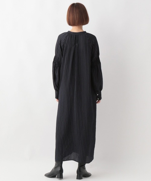 A part by（アパートバイ）の「ストライプシャーリングワンピース  124634（シャツワンピース・レディース・ベージュ/ネイビー・FREE）」の12枚目の写真