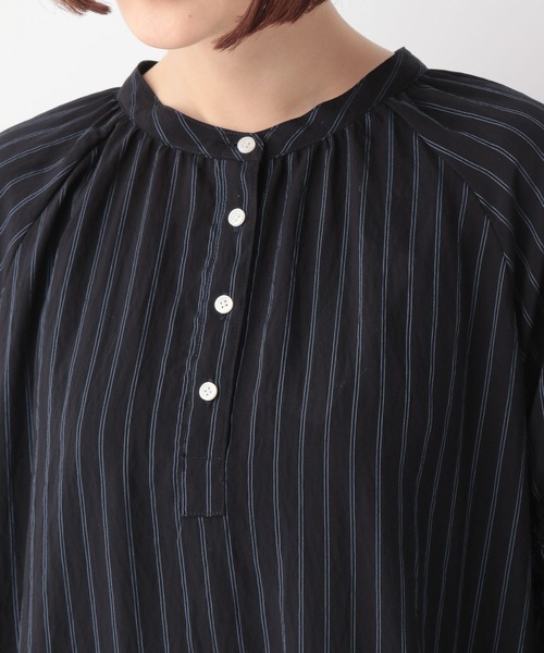 A part by（アパートバイ）の「ストライプシャーリングワンピース  124634（シャツワンピース・レディース・ベージュ/ネイビー・FREE）」の13枚目の写真