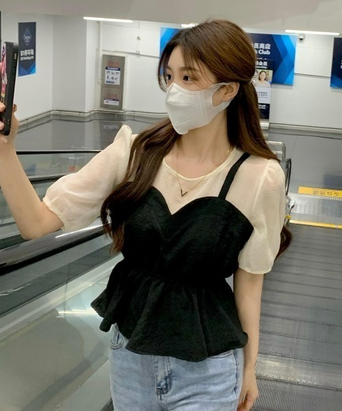 LAC-VERT（ラック・ヴェール）の「【半袖/長袖 選べる袖丈】ビスチェレイヤード風ペプラムトップス（シャツ/ブラウス・レディース・ブラック/ホワイト/その他1/その他2・FREE）」の14枚目の写真