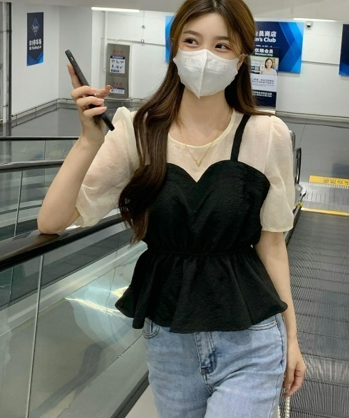 LAC-VERT（ラック・ヴェール）の「【半袖/長袖 選べる袖丈】ビスチェレイヤード風ペプラムトップス（シャツ/ブラウス・レディース・ブラック/ホワイト/その他1/その他2・FREE）」の18枚目の写真