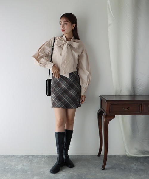BLUEEAST（ブルーイースト）の「チェック台形ミニスカート（スカート・レディース・ブラック/ベージュ・MEDIUM）」の20枚目の写真