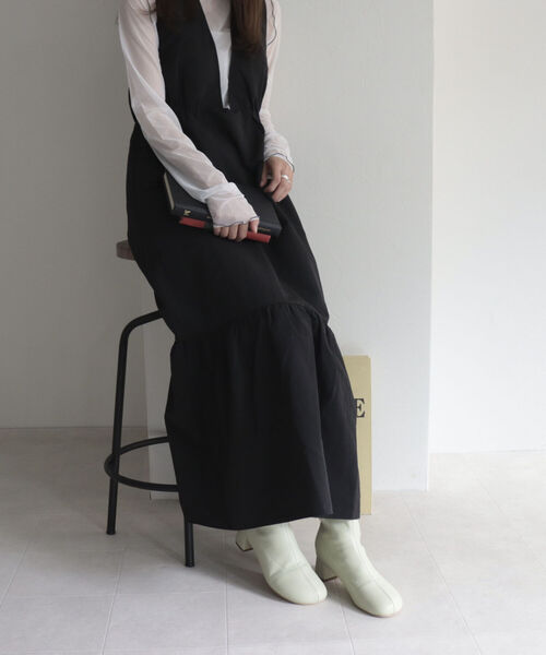 fredy emue（フレディエミュ）の「ストレッチヒールショートブーツ（ブーツ・レディース・ブラック/ライトグリーン/アイボリー・S/M/L）」の8枚目の写真