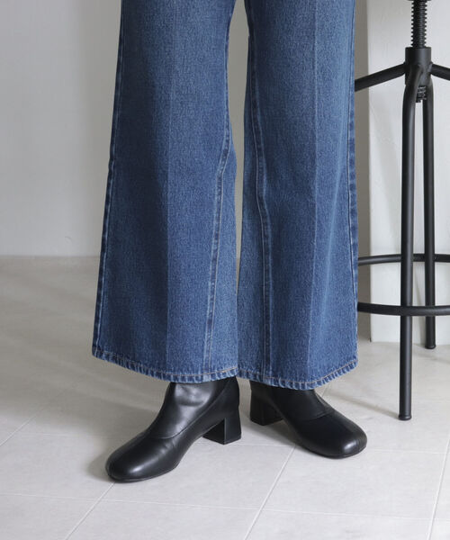 fredy emue（フレディエミュ）の「ストレッチヒールショートブーツ（ブーツ・レディース・ブラック/ライトグリーン/アイボリー・S/M/L）」の13枚目の写真