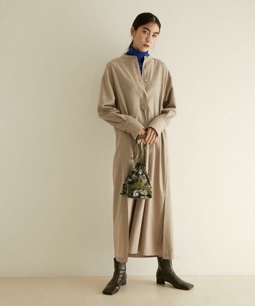 SALON adam et rope'(サロン アダム エ ロペ)の「リバティプリントポシェット(ハンドバッグ・レディース・カーキ/レッド系その他5・FREE)」の4枚目の写真