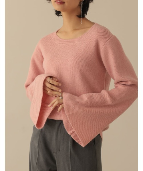 Re:EDIT（リエディ）の「[金子麻貴さん着用][WINTER COLLECTION]アルパカタッチクルーネックフレアスリーブ起毛ニットトップス（ニット/セーター・レディース・ブラック/アイボリー/ブルー/ブラック系その他/ブラウン/ピンク/イエロー・FREE）」の7枚目の写真