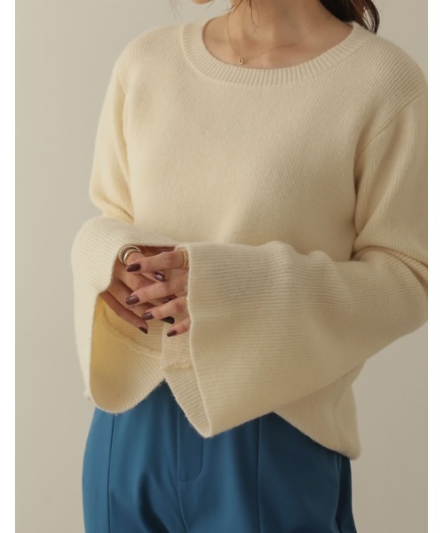 Re:EDIT（リエディ）の「[金子麻貴さん着用][WINTER COLLECTION]アルパカタッチクルーネックフレアスリーブ起毛ニットトップス（ニット/セーター・レディース・ブラック/アイボリー/ブルー/ブラック系その他/ブラウン/ピンク/イエロー・FREE）」の11枚目の写真