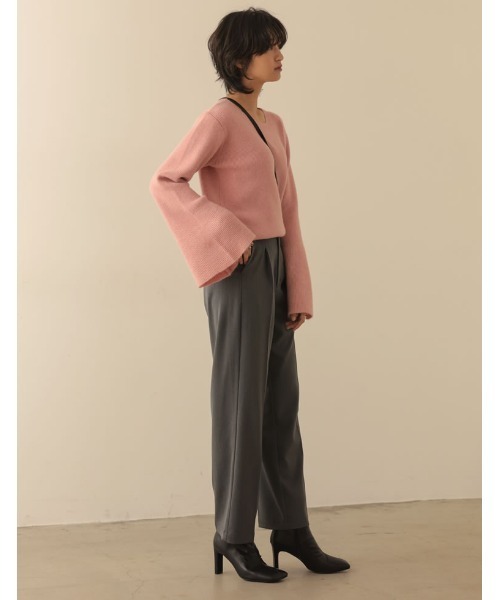 Re:EDIT（リエディ）の「[金子麻貴さん着用][WINTER COLLECTION]アルパカタッチクルーネックフレアスリーブ起毛ニットトップス（ニット/セーター・レディース・ブラック/アイボリー/ブルー/ブラック系その他/ブラウン/ピンク/イエロー・FREE）」の20枚目の写真