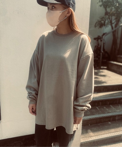 United Athle(ユナイテッドアスレ)の「United Athle / 9.1オンス マグナムウェイト ビッグシルエット ロングスリーブ Tシャツ(2.1インチリブ) / 4422(Tシャツ/カットソー・メンズ・ブラック/ナチュラル/カーキ/ホワイト/ブルー・X-LARGE/LARGE/MEDIUM)」の4枚目の写真