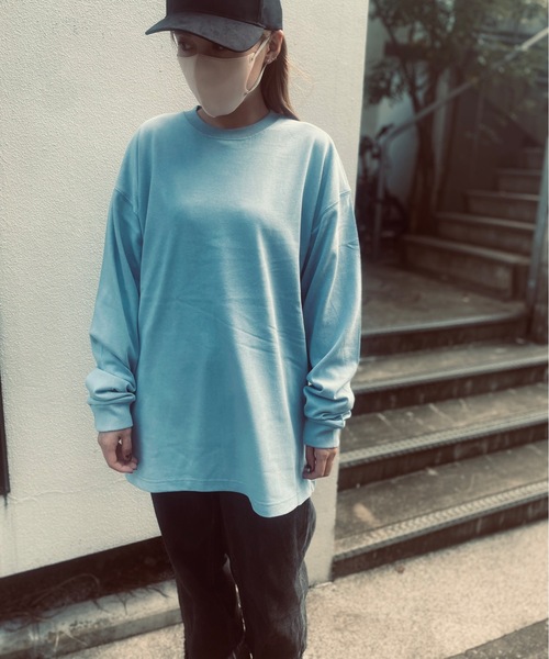 United Athle(ユナイテッドアスレ)の「United Athle / 9.1オンス マグナムウェイト ビッグシルエット ロングスリーブ Tシャツ(2.1インチリブ) / 4422(Tシャツ/カットソー・メンズ・ブラック/ナチュラル/カーキ/ホワイト/ブルー・X-LARGE/LARGE/MEDIUM)」の5枚目の写真