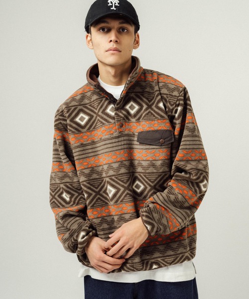 Ressaca（レサーカ）の「オーバーサイズ マイクロフリース スナップボタンスタンドカラープルオーバー（スウェット・メンズ・ブラック/オートミール/モカ/グリーン・M/L）」の3枚目の写真