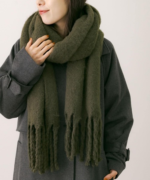 URBAN RESEARCH Sonny Label（アーバンリサーチサニーレーベル）の「フラッフィーボリュームマフラー（マフラー・レディース・ブルー/ベージュ/ブラック/カーキ・FREE）」の7枚目の写真