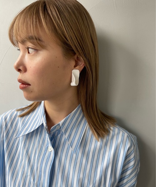 SANSeLF(サンセルフ)の「white asymmetry pierce【SANSeLF】sanak23s006(ピアス(両耳用)・レディース・A/B・FREE)」の16枚目の写真