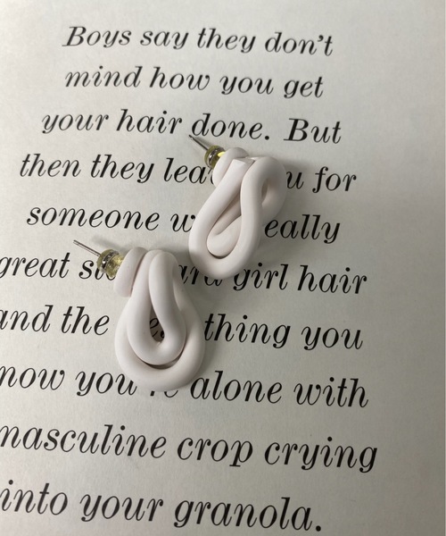 SANSeLF(サンセルフ)の「white asymmetry pierce【SANSeLF】sanak23s006(ピアス(両耳用)・レディース・A/B・FREE)」の19枚目の写真