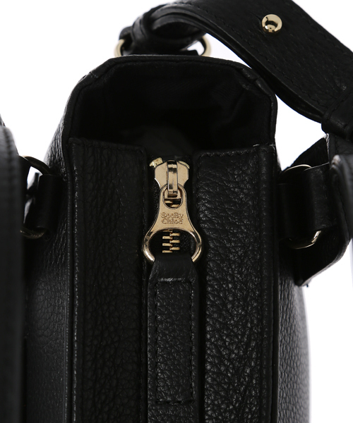 SEE BY CHLOE（シーバイクロエ）の「MINI HANDBAG WITH CROSS BODY STRAP（ショルダーバッグ・レディース・ブラック・FREE）」の6枚目の写真