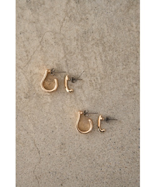 AZUL by moussy(アズールバイマウジー)の「SIMPLE DESIGN EARRINGS SET/シンプルデザインピアスセット(ピアス(両耳用)・レディース・シルバー/ゴールド系その他・FREE)」の3枚目の写真