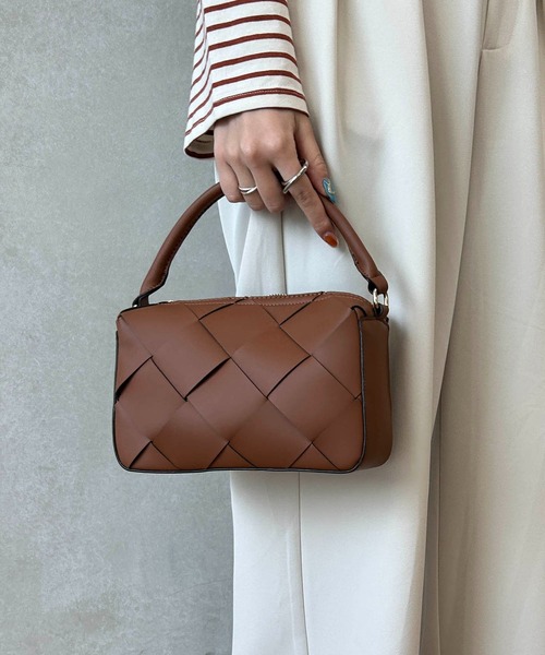 CAPRICIEUX LE'MAGE(カプリシューレマージュ)の「メッシュボストンバッグ(ハンドバッグ・レディース・ブラック/ホワイト/ブラウン・FREE)」の6枚目の写真