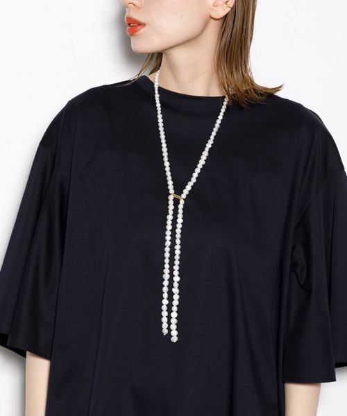 AMERICAN RAG CIE（アメリカンラグシー）の「EO long pearl necklace (100cm)（ネックレス・レディース・シルバー・FREE）」の5枚目の写真