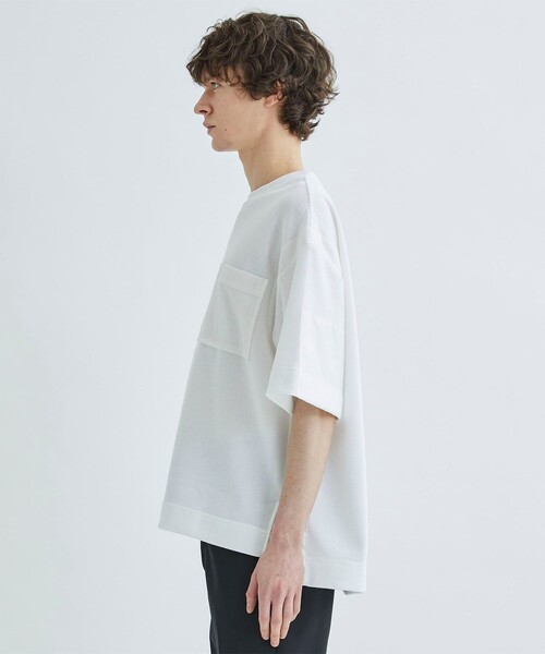 th products(ティーエイチプロダクト)の「【th products/ティーエイチプロダクツ】Oversized Big Tee(Tシャツ/カットソー・メンズ・ホワイト/ブラック・1/2)」の16枚目の写真