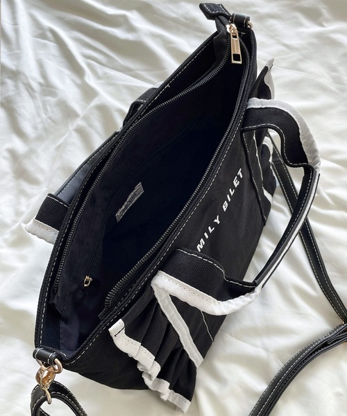 mily bilet(ミウィビレット)の「【mily bilet】愛らしさをプラス。フリルトートバッグ(トートバッグ・レディース・ブラック/アイボリー・ONE SIZE)」の13枚目の写真