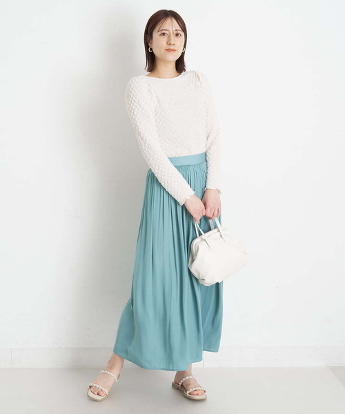 a.v.v(アーヴェヴェ)の「ギャザースリーブぽこぽこトップス(Tシャツ/カットソー・レディース・ブラック/アイボリー/ブルー・38/34/36/40/42)」の8枚目の写真