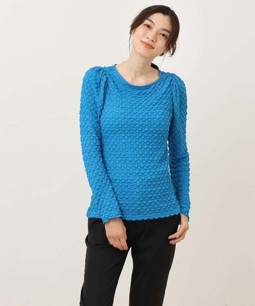 a.v.v(アーヴェヴェ)の「ギャザースリーブぽこぽこトップス(Tシャツ/カットソー・レディース・ブラック/アイボリー/ブルー・38/34/36/40/42)」の20枚目の写真