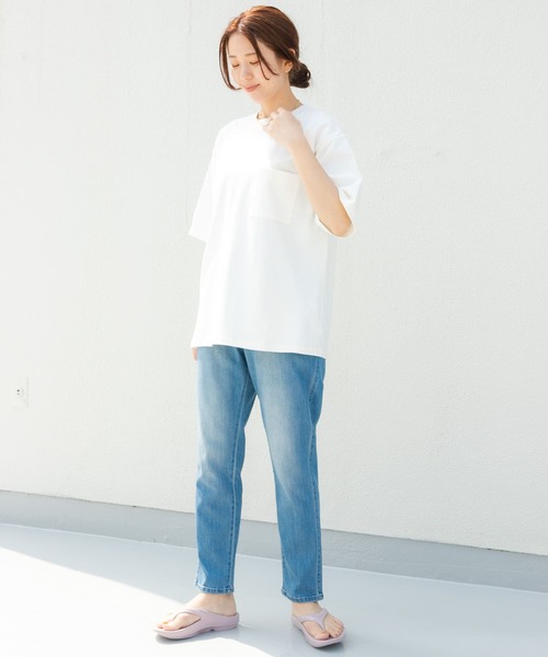 URBAN RESEARCH Sonny Label（アーバンリサーチサニーレーベル）の「コンパクトスムースポンチショートスリーブTシャツ（Tシャツ/カットソー・メンズ・ブルー/ブラウン/グリーン/オフホワイト/ブラック・LARGE/MEDIUM）」の13枚目の写真