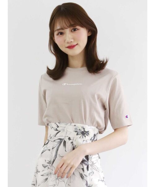 Champion（チャンピオン）の「Champion別注ロゴ入りTシャツ（Tシャツ/カットソー・レディース・ベージュ/オフホワイト/ミント・FREE）」の17枚目の写真