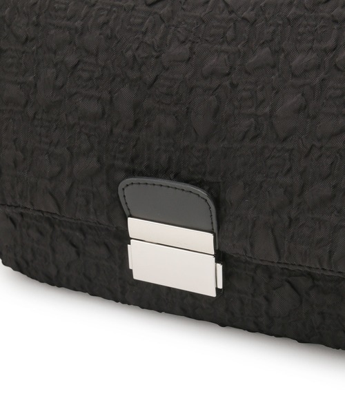 VIS(ビス)の「【2WAY】ポコポコ生地チェーンバッグ(ショルダーバッグ・レディース・ブラック/グリーン系その他/ベージュ系その他2・FREE)」の8枚目の写真