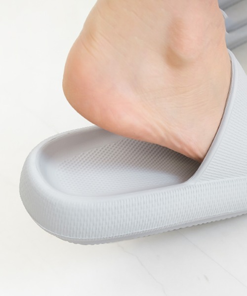 ましゅまろEVA厚底サンダル/シャワーサンダル（サンダル）｜AmiAmi