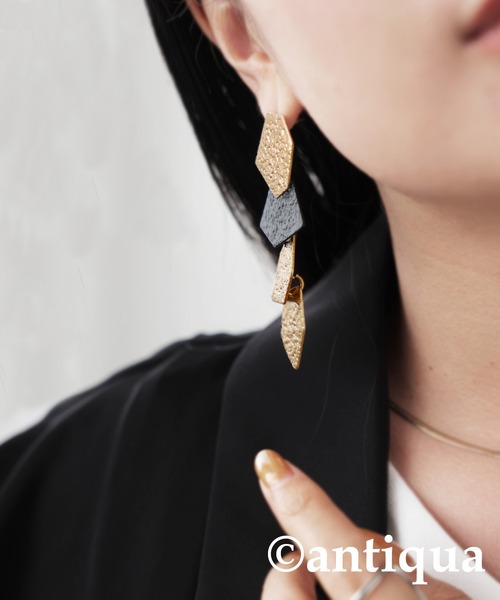 antiqua（アンティカ）の「4連マットプレートピアス（ピアス（両耳用）・レディース・ゴールド・FREE）」の10枚目の写真